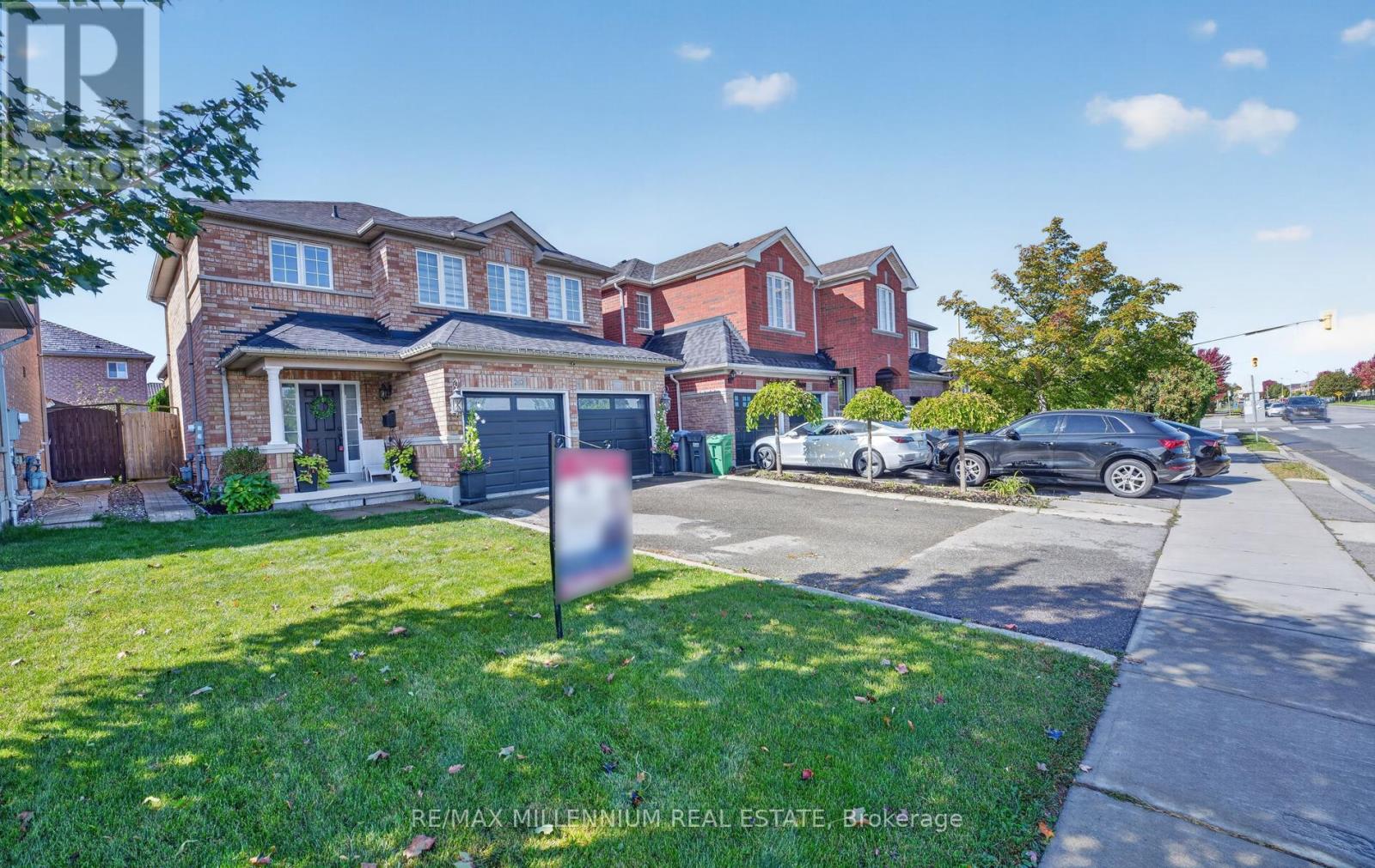 262 Brisdale Drive W, Brampton, Ontario  L7A 2T3 - Photo 33 - W13876980