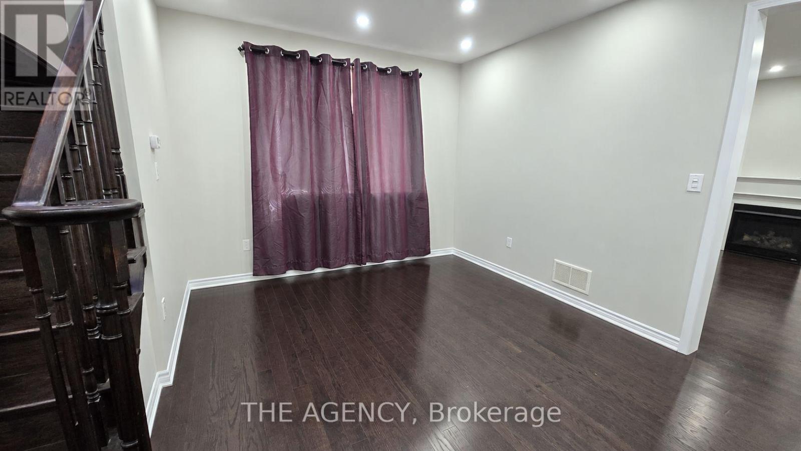 57 Leadenhall Road, Brampton, Ontario  L7A 4G2 - Photo 4 - W13838532