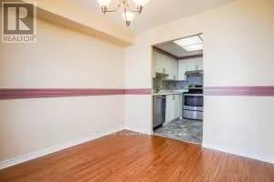 916 - 135 Hillcrest Avenue, Mississauga, Ontario  L5B 4B1 - Photo 9 - W13876662