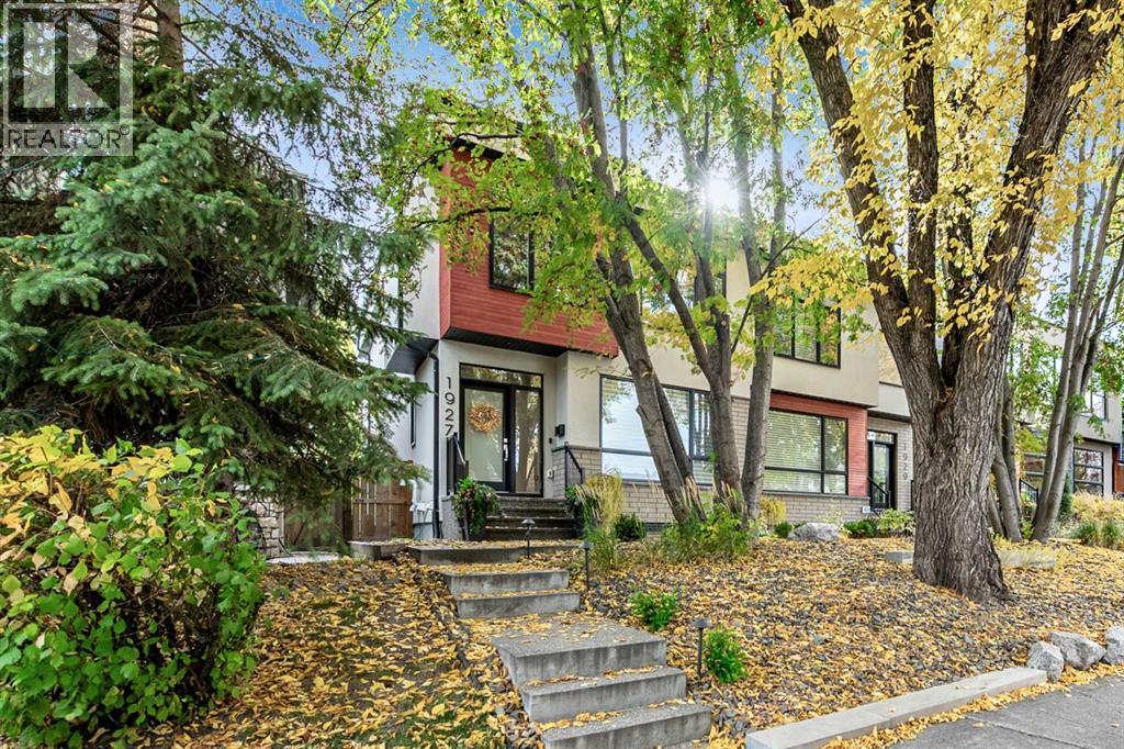 1927 44 Avenue SW, Calgary, Alberta