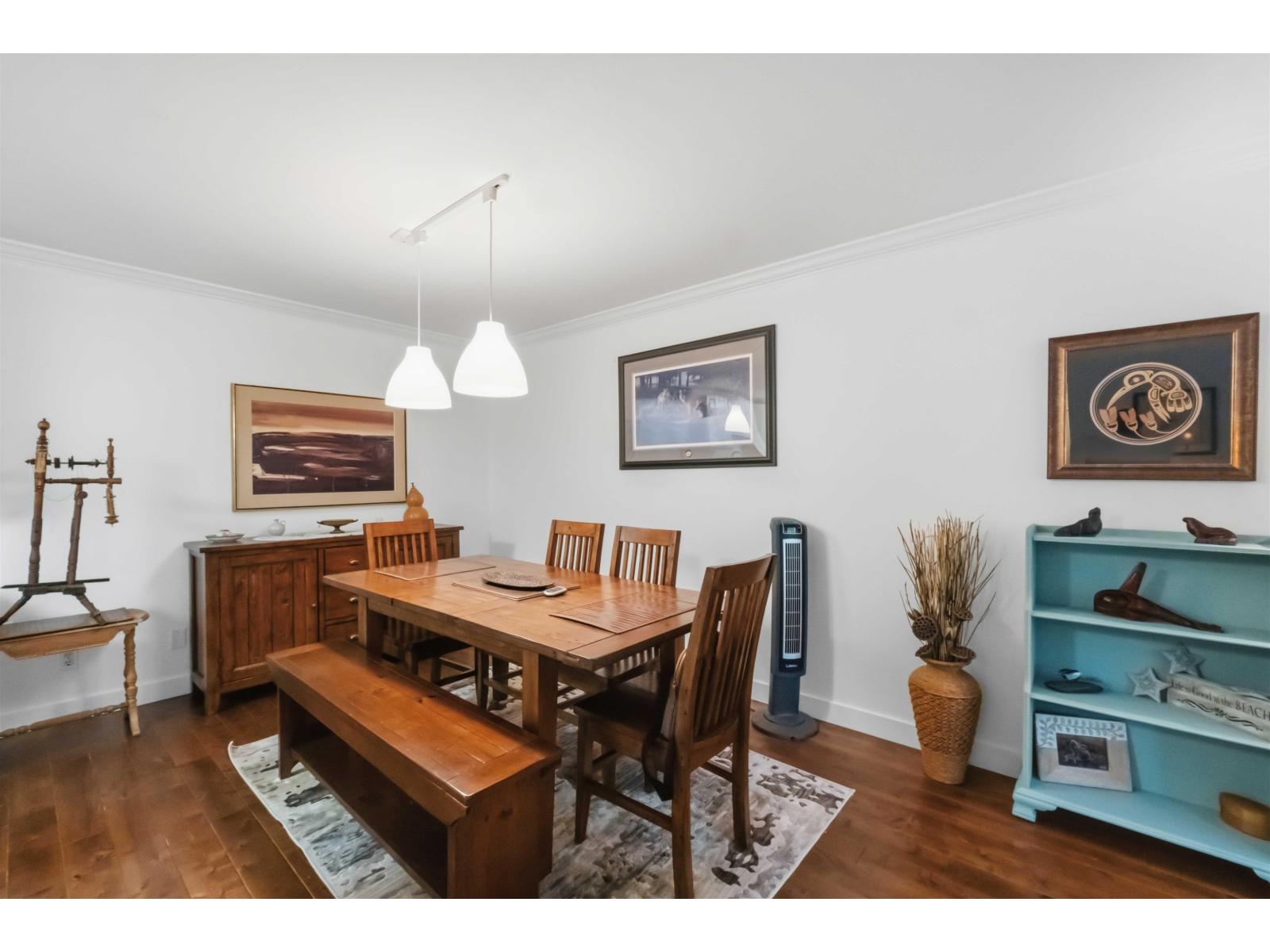 107 15875 Marine Drive, White Rock, British Columbia  V4B 5J2 - Photo 2 - R3173386