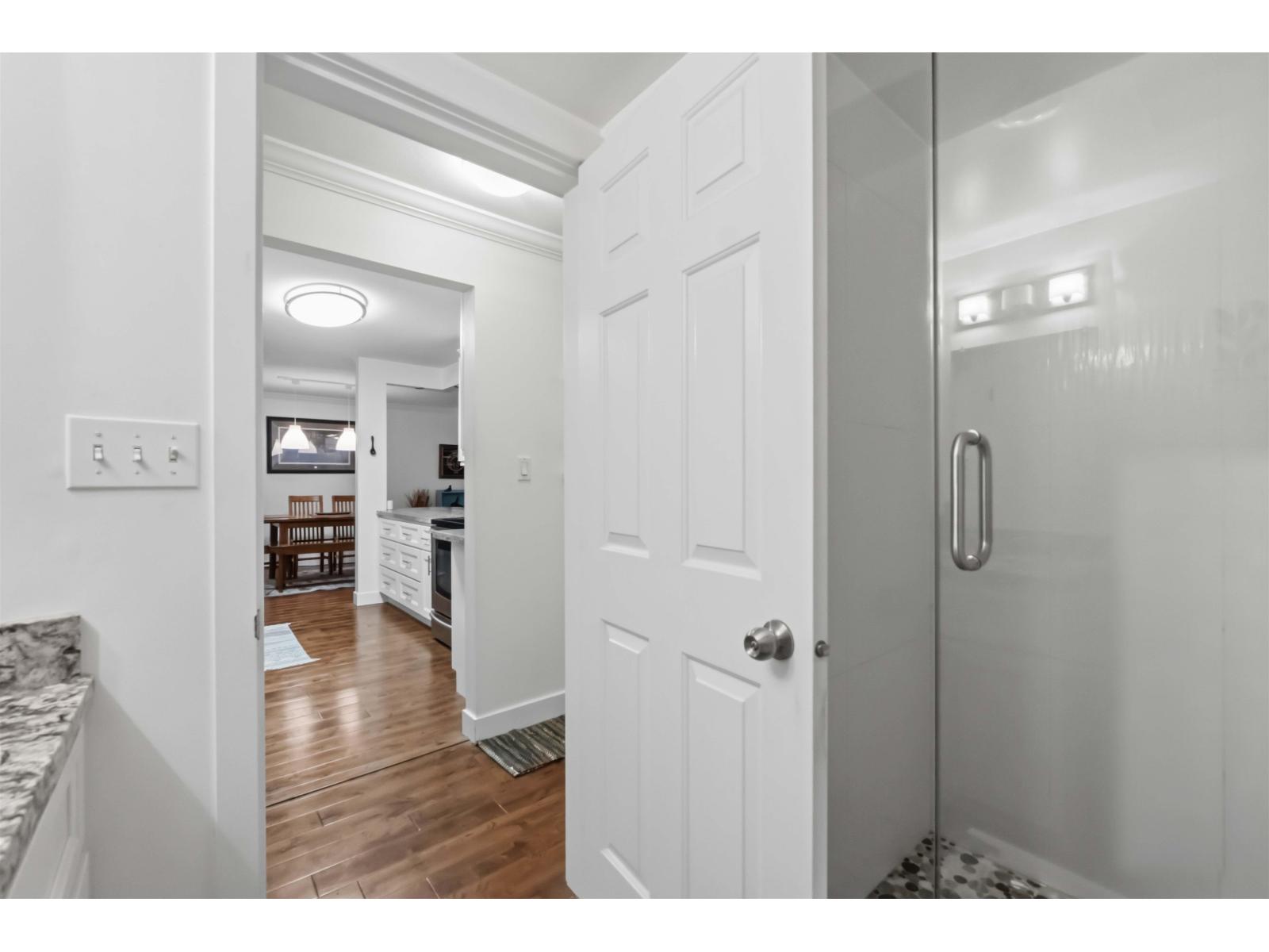 107 15875 Marine Drive, White Rock, British Columbia  V4B 5J2 - Photo 15 - R3173386