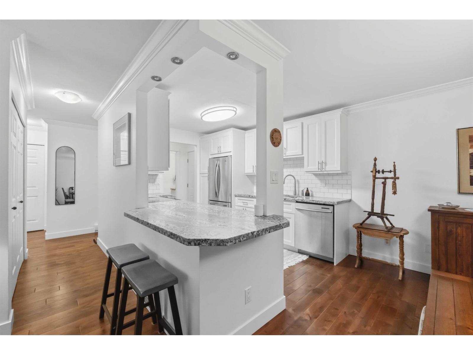 107 15875 Marine Drive, White Rock, British Columbia  V4B 5J2 - Photo 10 - R3173386