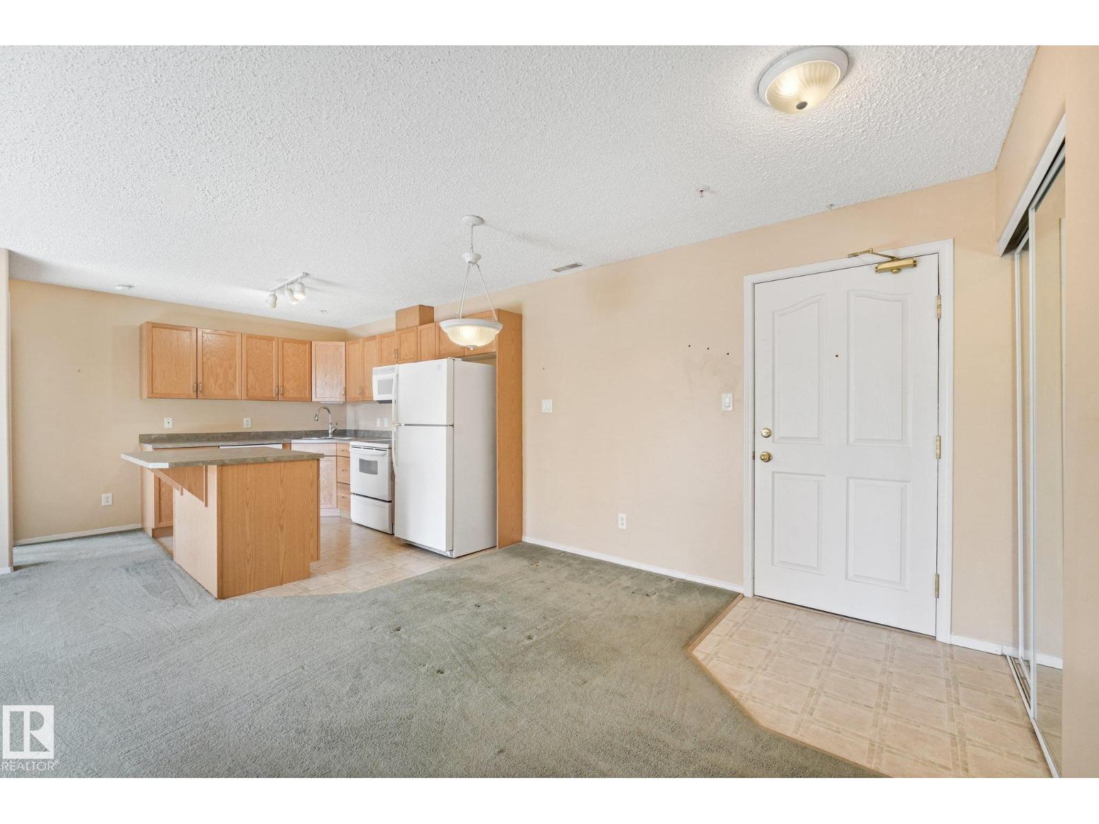 #204 16303 95 ST NW