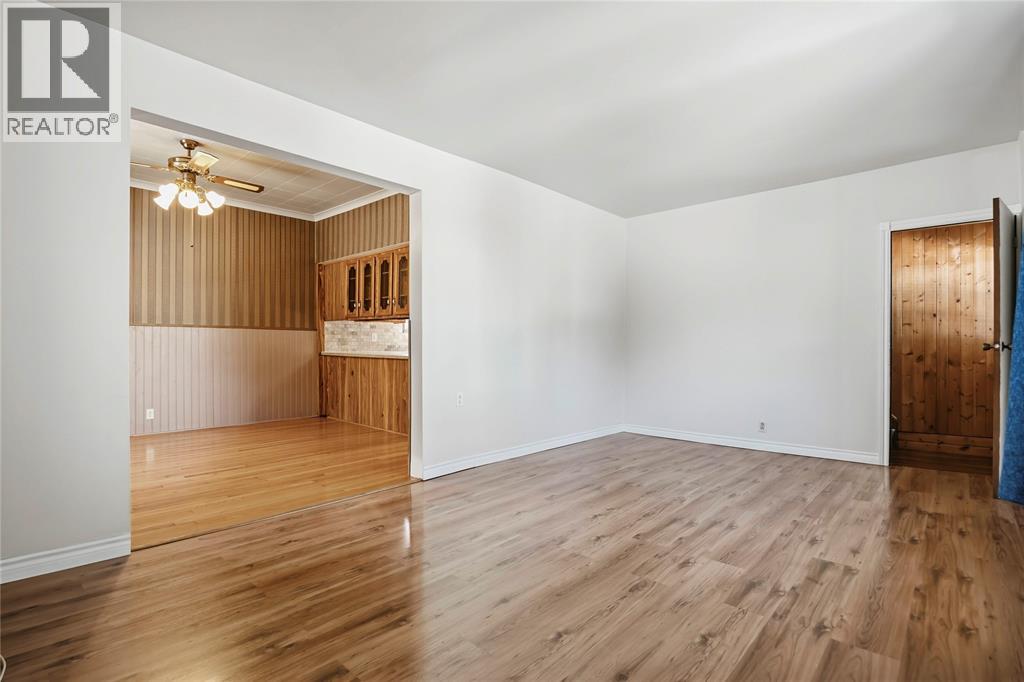 333 Mitton Street South, Sarnia, Ontario  N7T 3E4 - Photo 2 - 26024423