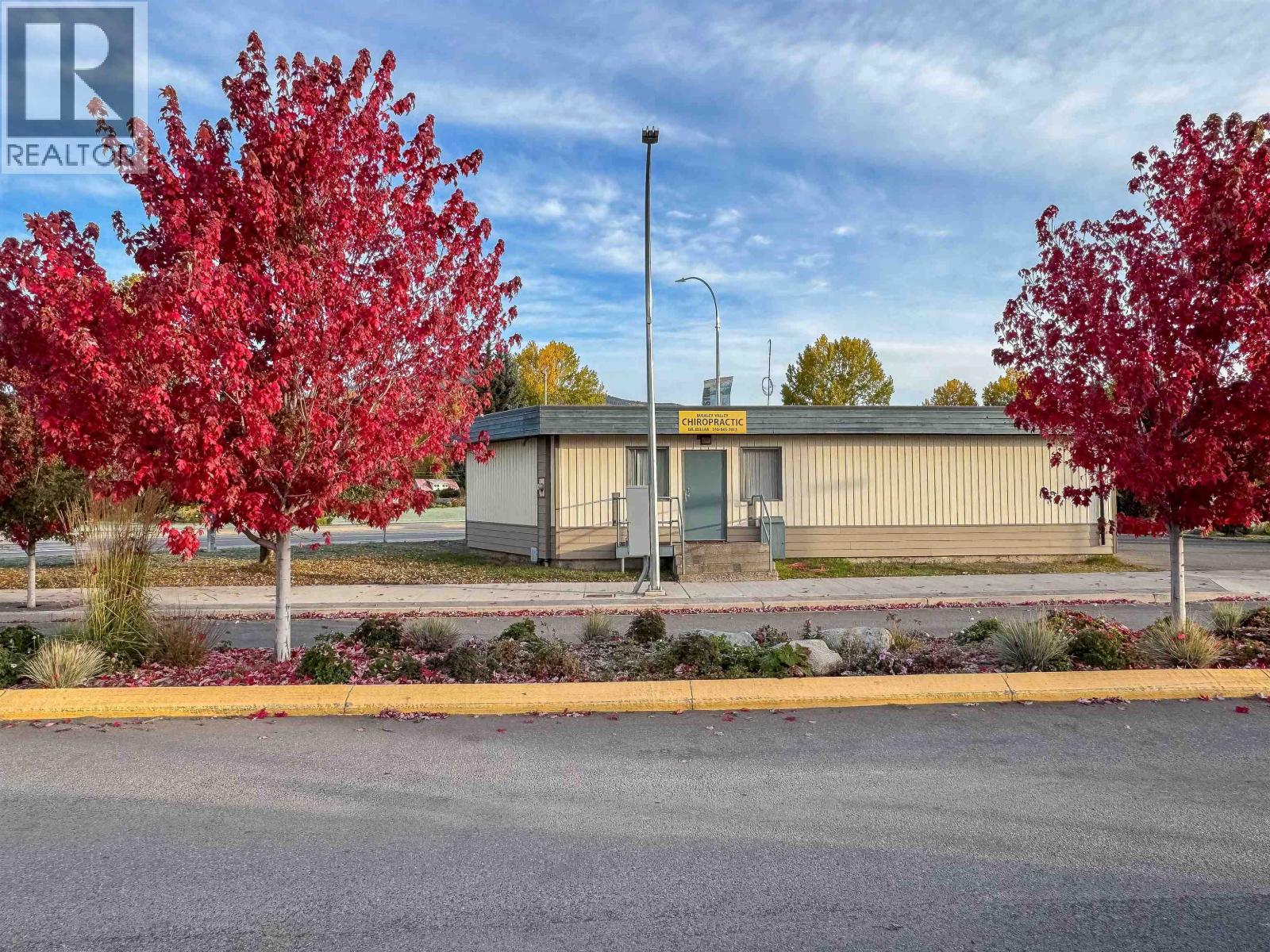 2435 Poulton Avenue, Houston, British Columbia  V0J 1Z0 - Photo 2 - C8082677