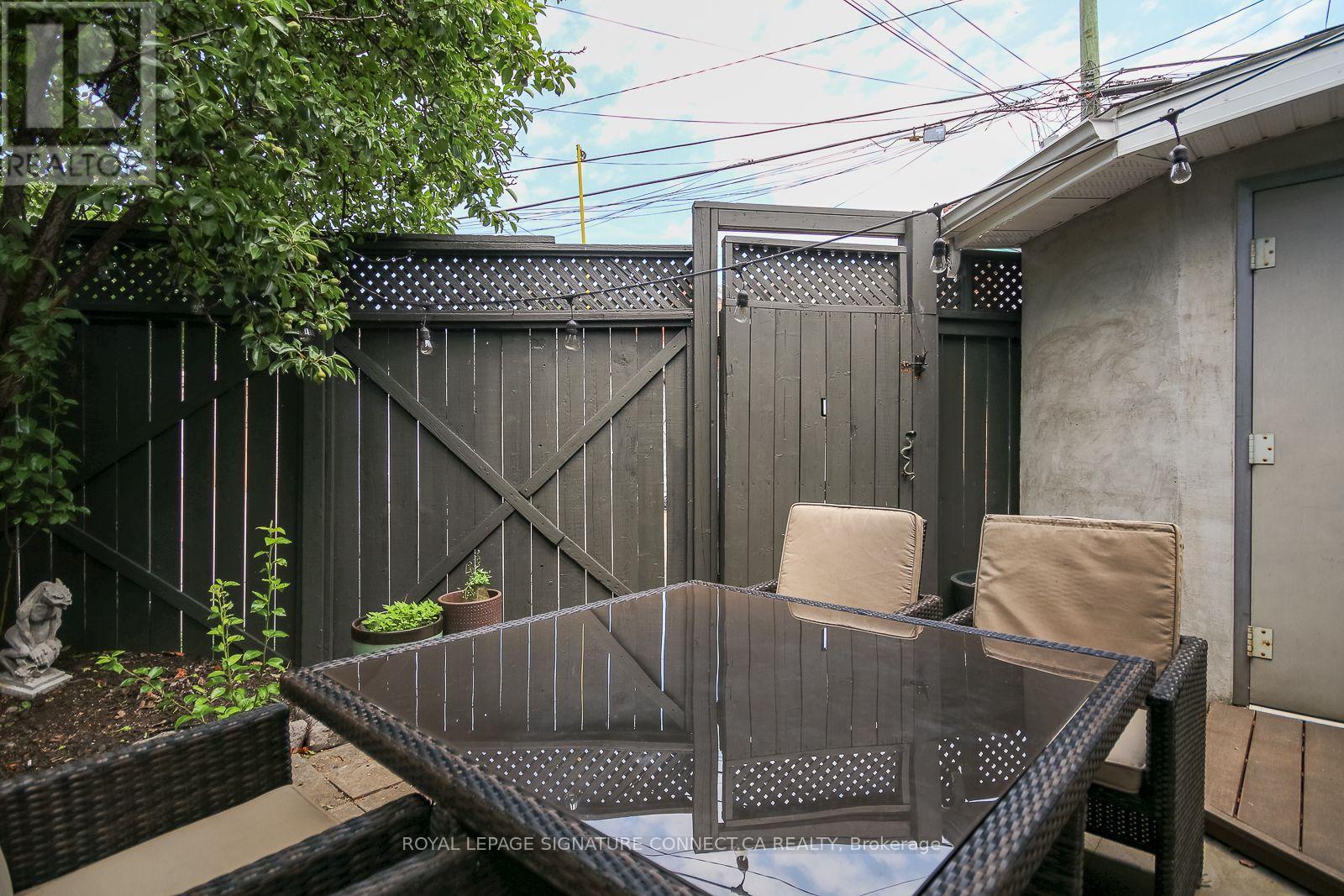 7 Ways Lane, Toronto, Ontario  M6J 2E8 - Photo 36 - C13875426