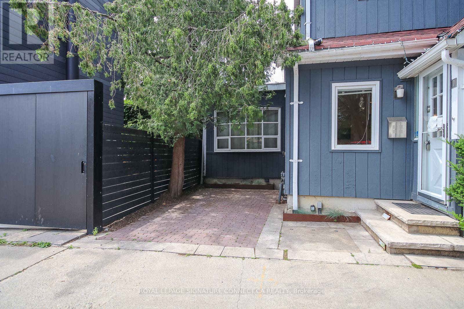 7 Ways Lane, Toronto, Ontario  M6J 2E8 - Photo 38 - C13875426