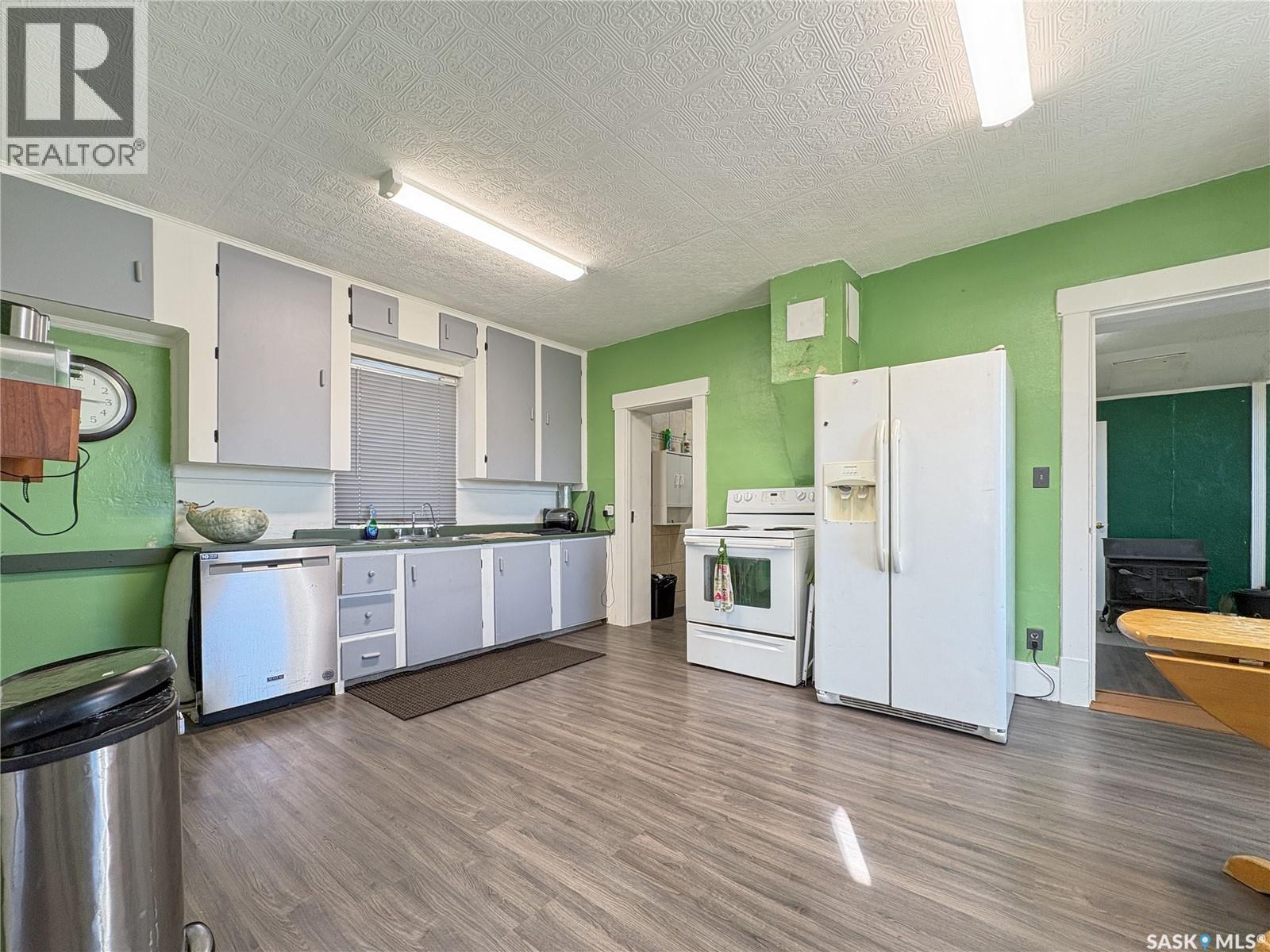 1001 Main Street, Kinley, Saskatchewan  S0K 0E2 - Photo 6 - SK050694