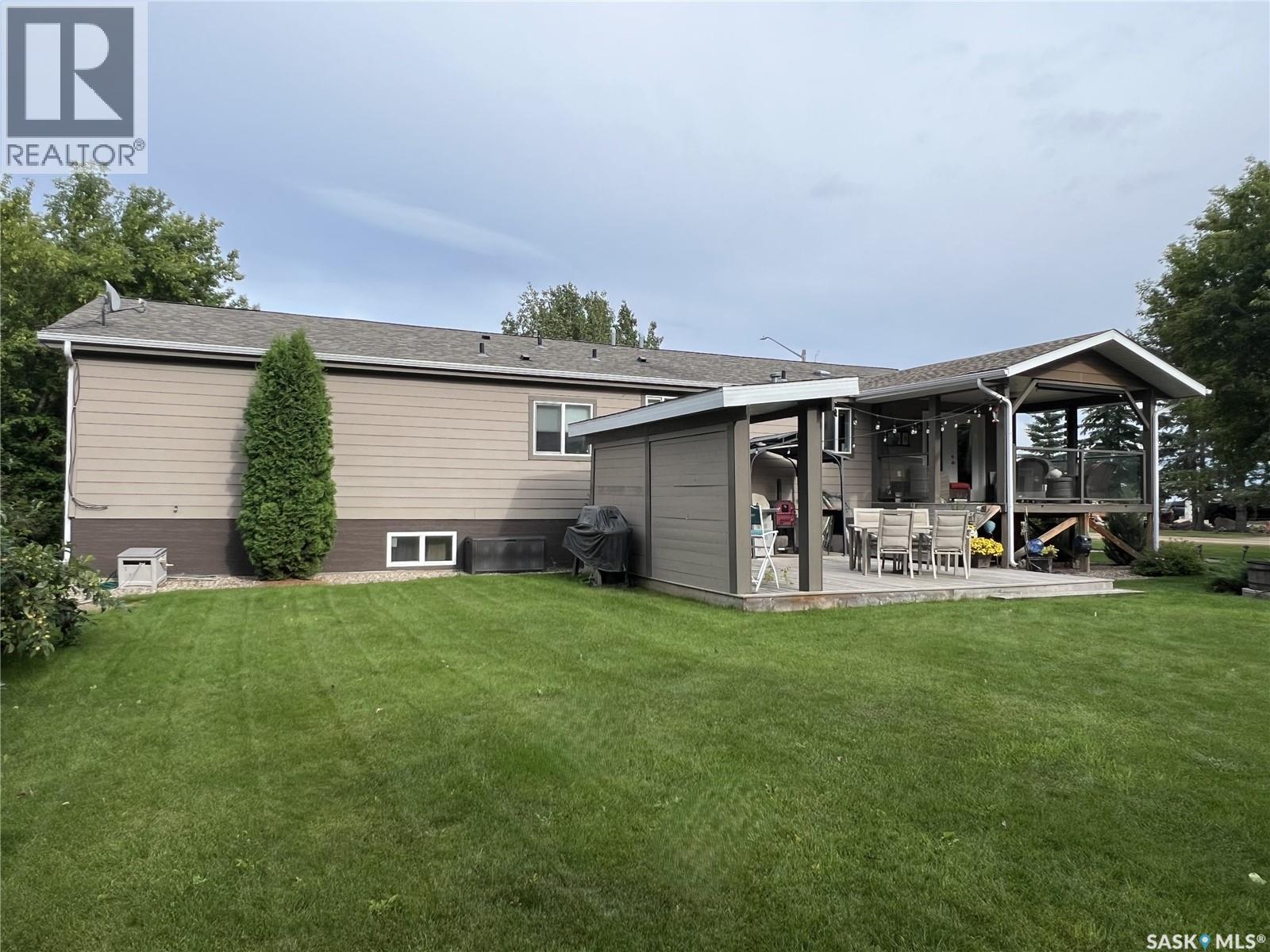 208 2nd Avenue Se, Dorintosh, Saskatchewan  S0M 0T0 - Photo 27 - SK036748