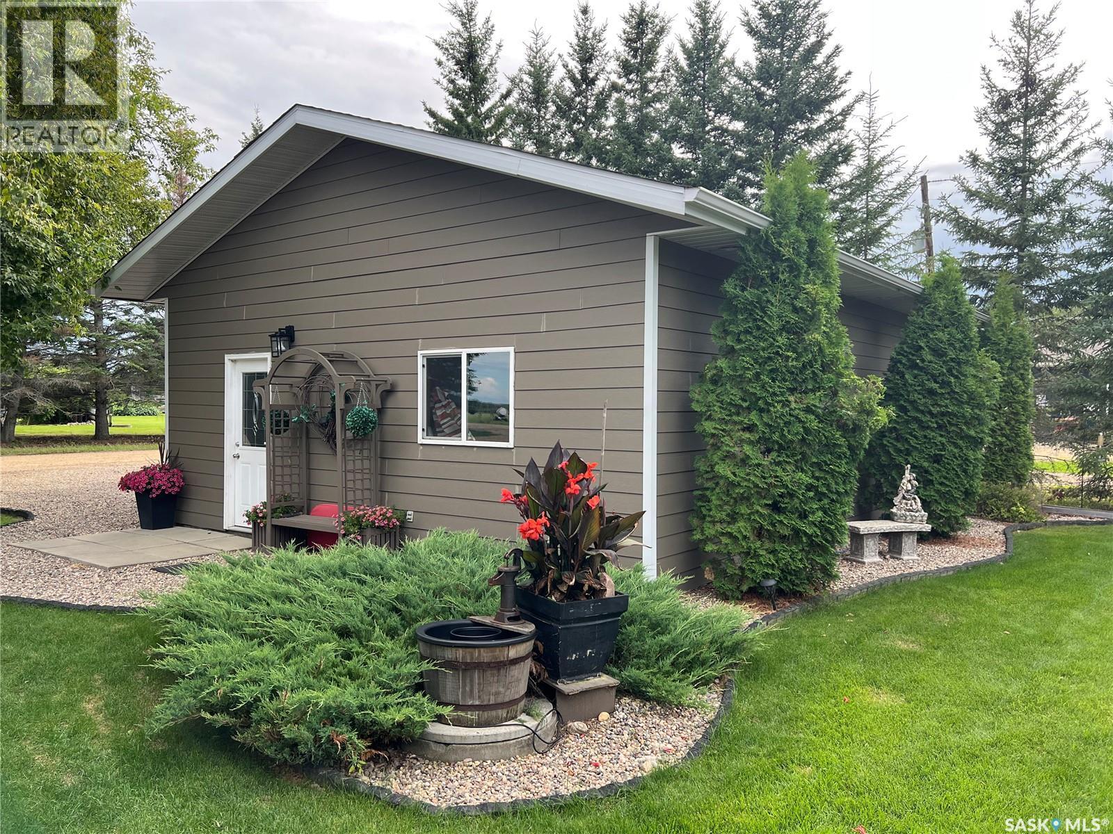208 2nd Avenue Se, Dorintosh, Saskatchewan  S0M 0T0 - Photo 28 - SK036748