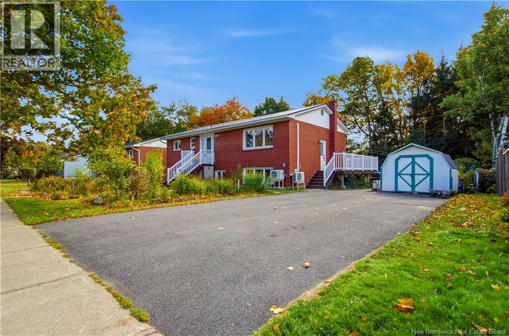 724 Irvine Street, Fredericton, New Brunswick  E3A 3E8 - Photo 44 - NB149095