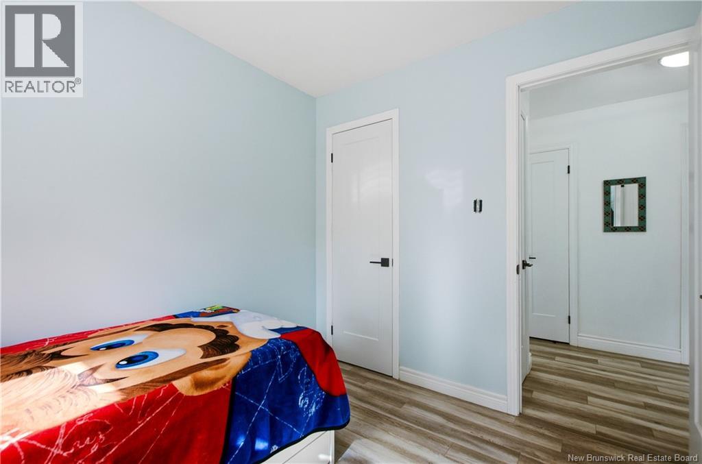 724 Irvine Street, Fredericton, New Brunswick  E3A 3E8 - Photo 30 - NB149095
