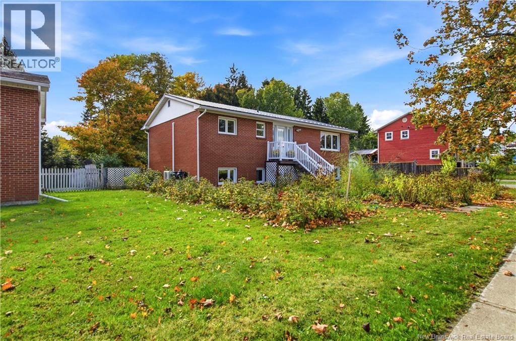 724 Irvine Street, Fredericton, New Brunswick  E3A 3E8 - Photo 45 - NB149095