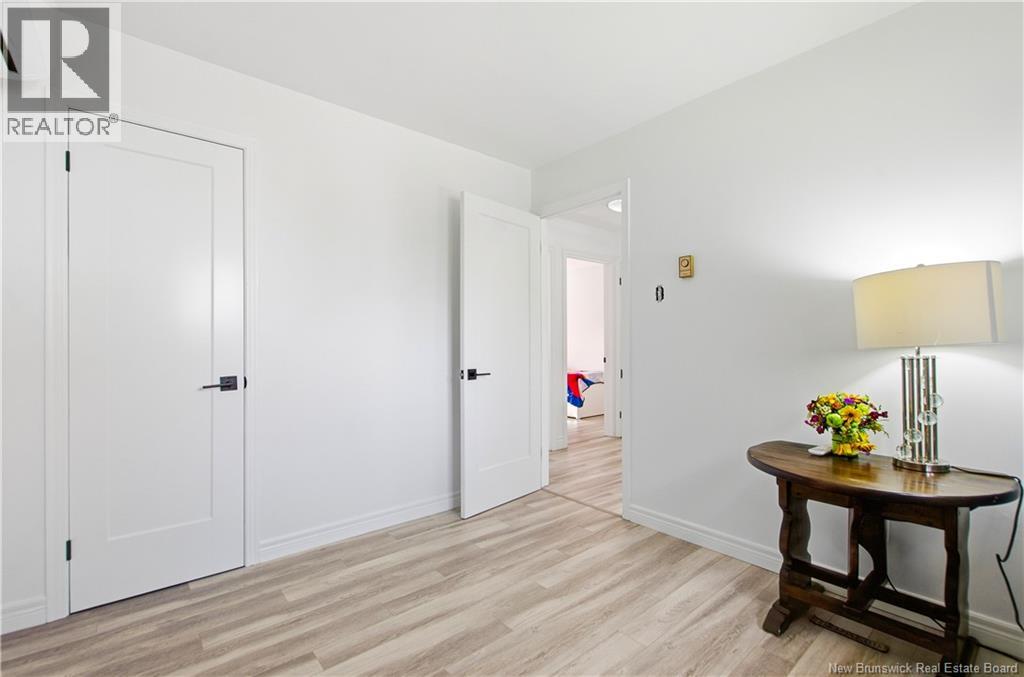 724 Irvine Street, Fredericton, New Brunswick  E3A 3E8 - Photo 35 - NB149095