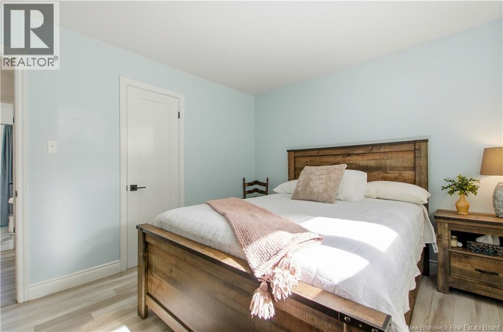 724 Irvine Street, Fredericton, New Brunswick  E3A 3E8 - Photo 34 - NB149095