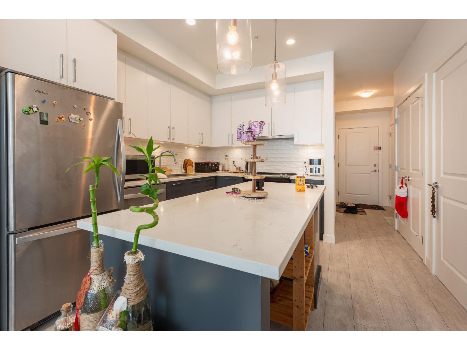 B324 20834 80 AVENUE