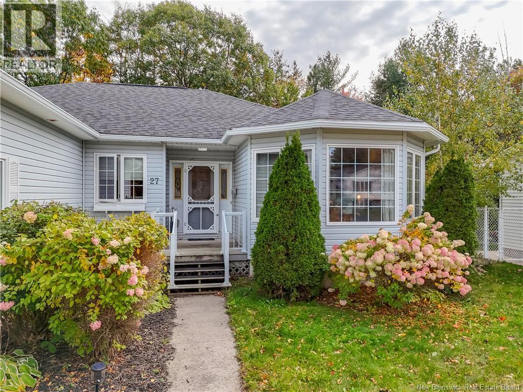 27 Miro Court, Fredericton, New Brunswick E3A 9S8 - Photo 4 - NB149247