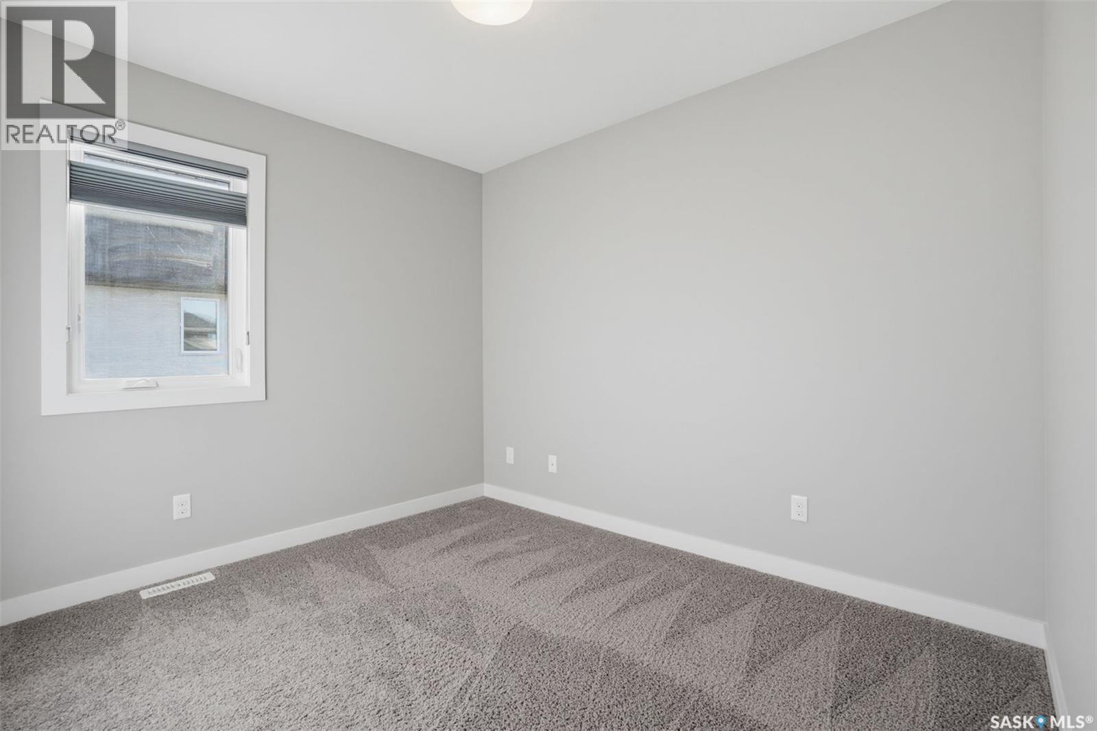 218 Warder Cove, Saskatoon, Saskatchewan  S7T 0P7 - Photo 18 - SK050598