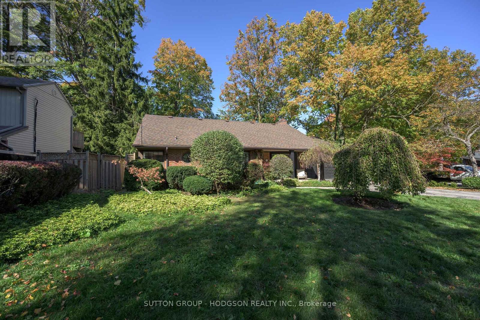 781 NORTH MILE ROAD London North (North P) Ontario Canada N6H2X9 2