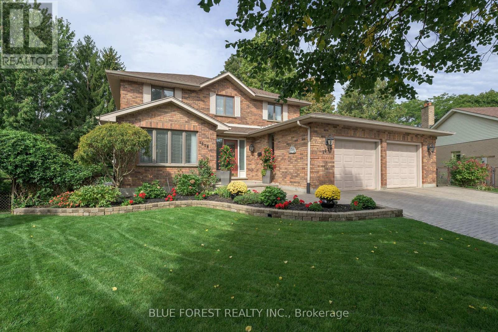 1039 Country Club Court, London South, Ontario  N6C 5R9 - Photo 1 - X13877086