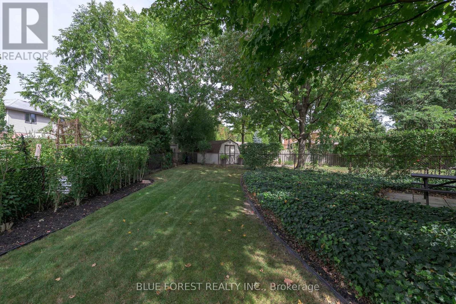 1039 Country Club Court, London South, Ontario  N6C 5R9 - Photo 36 - X13877086