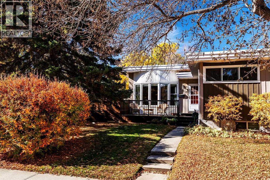 163 Westwood Drive SW, Calgary, Alberta