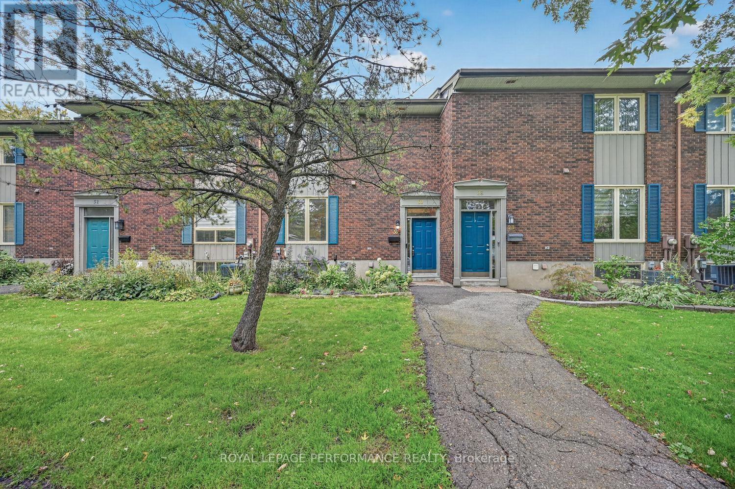 30 VIEWPOINTE PRIVATE, Ottawa, Ontario