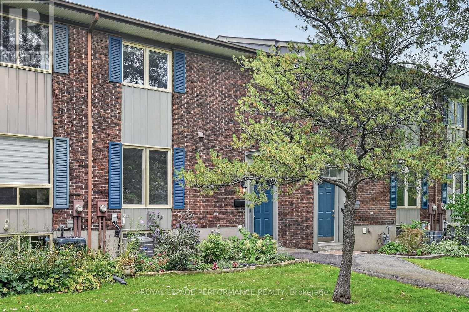 30 Viewpointe Private, Ottawa, Ontario  K1V 1M6 - Photo 2 - X13876990