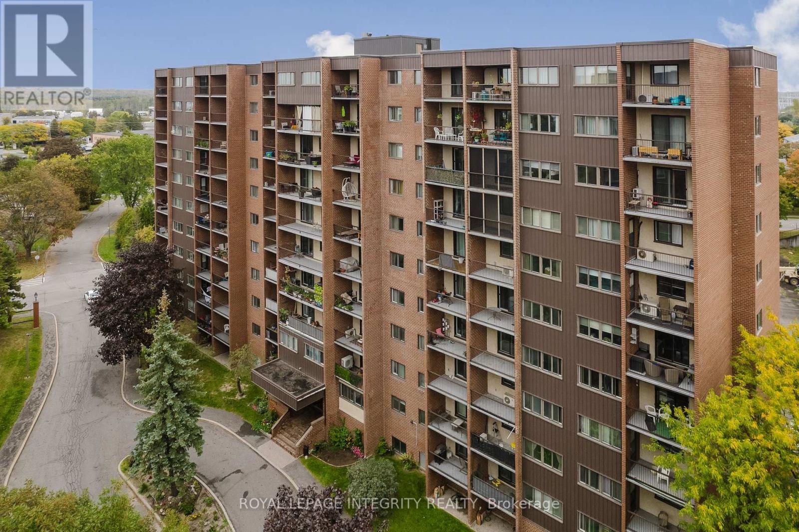 212 - 2650 Southvale Crescent, Ottawa, Ontario  K1B 4S9 - Photo 1 - X13877036