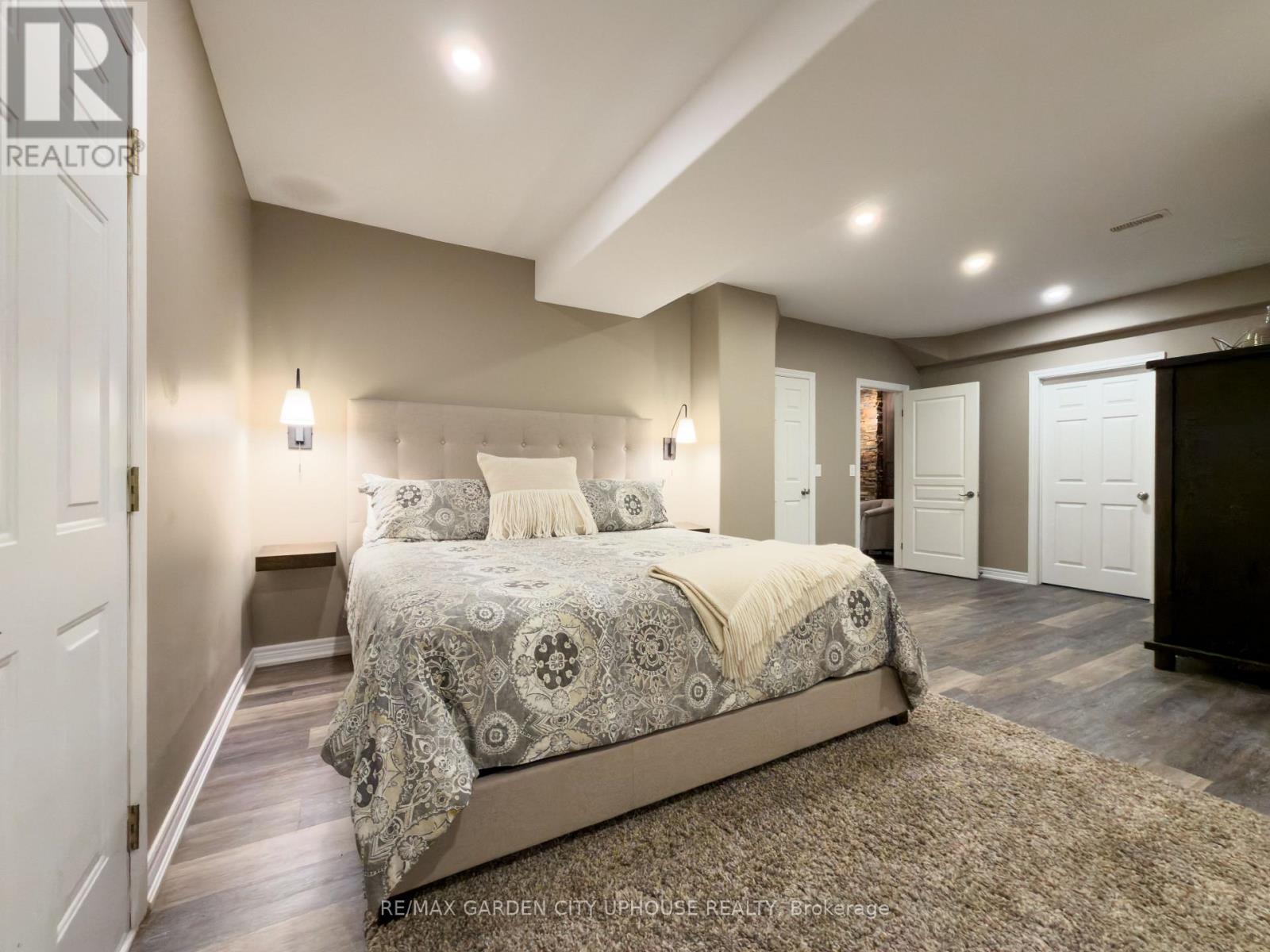 45 Oarsman Crescent, St. Catharines, Ontario L2N 6S7 - Photo 27 - X13877150