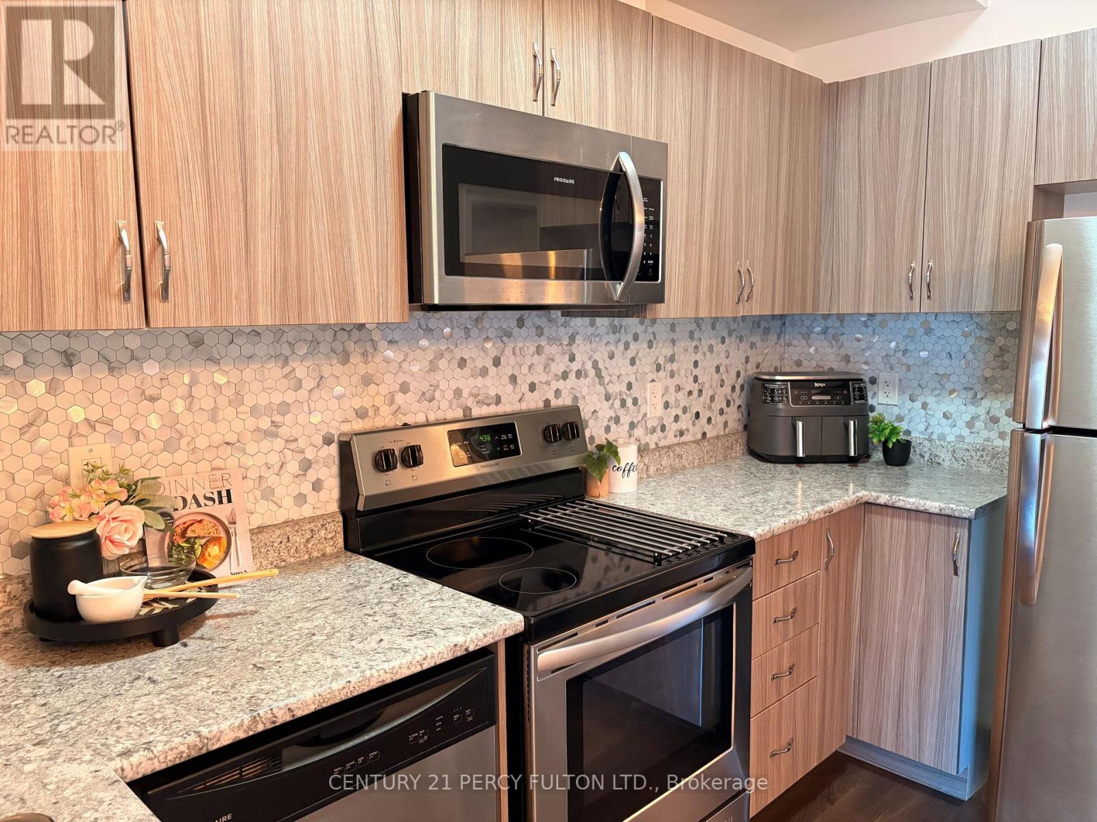 84 - 2604 William Jackson Drive, Pickering, Ontario  L1X 0E4 - Photo 11 - E13872662