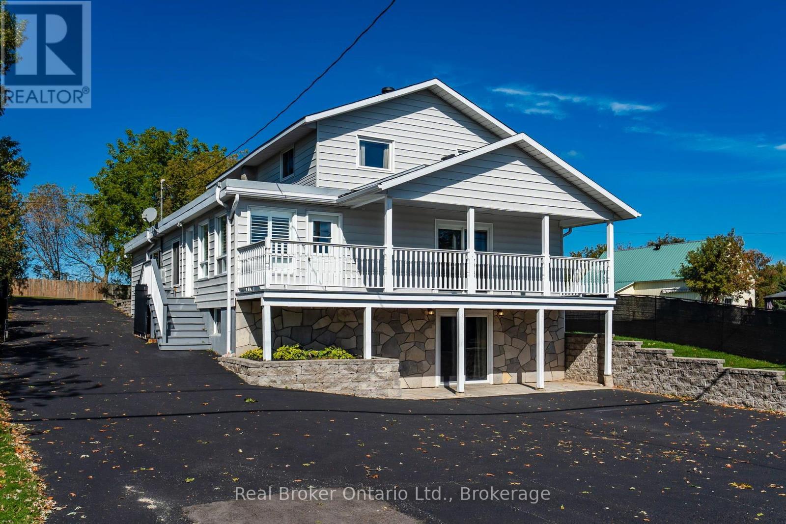 320 LAFONTAINE ROAD W, Tiny, Ontario