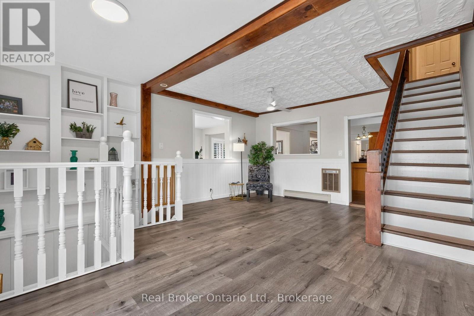 320 Lafontaine Road W, Tiny, Ontario  L9M 1R3 - Photo 10 - S13877024