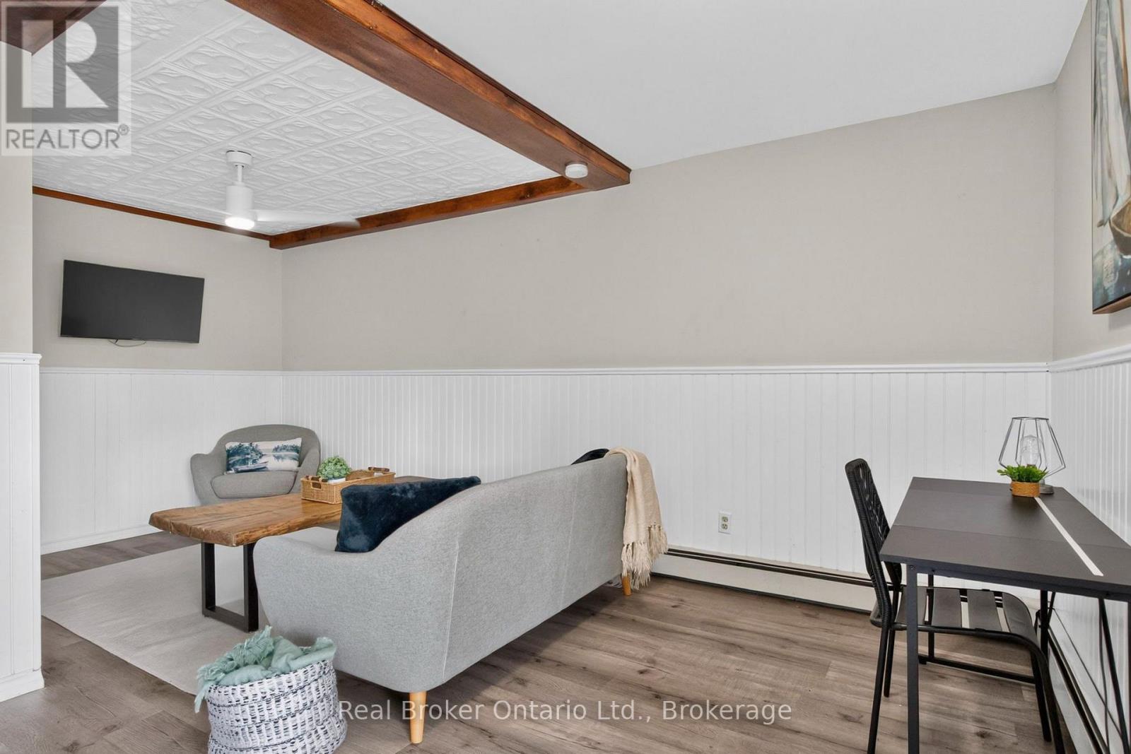 320 Lafontaine Road W, Tiny, Ontario  L9M 1R3 - Photo 12 - S13877024