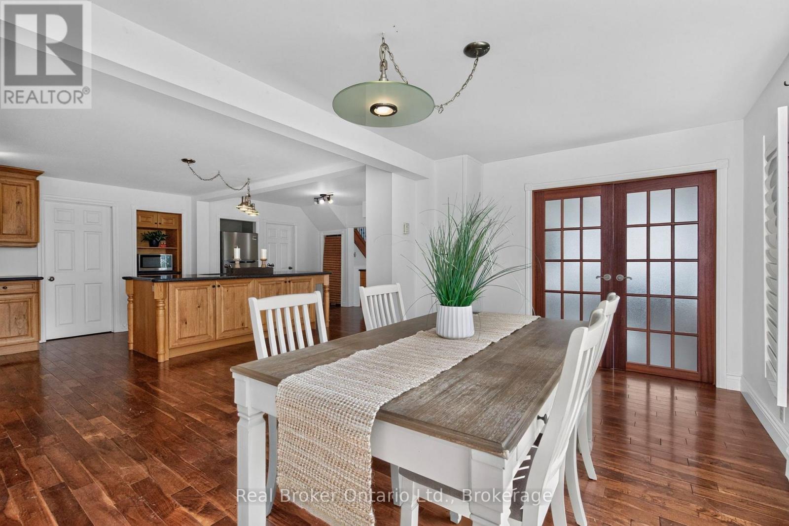 320 Lafontaine Road W, Tiny, Ontario  L9M 1R3 - Photo 5 - S13877024