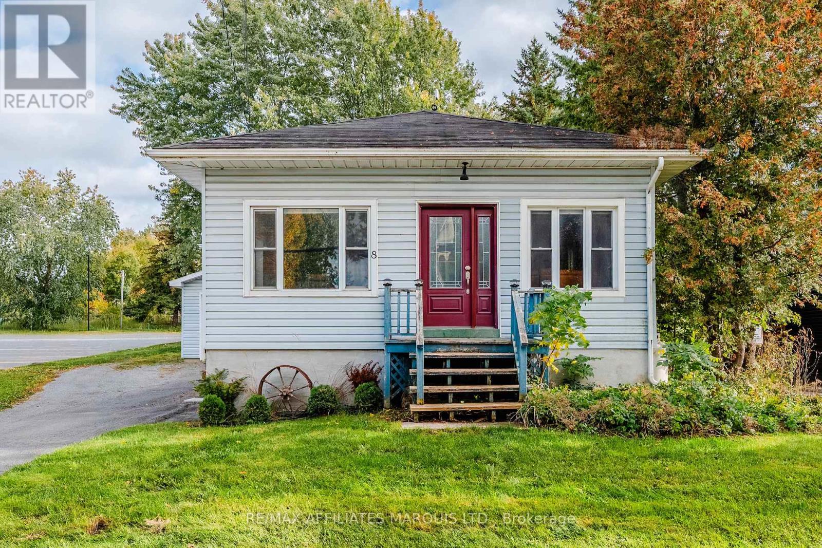 8 Mechanic Street W, North Glengarry, Ontario K0C 1T0 - Photo 2 - X13877048