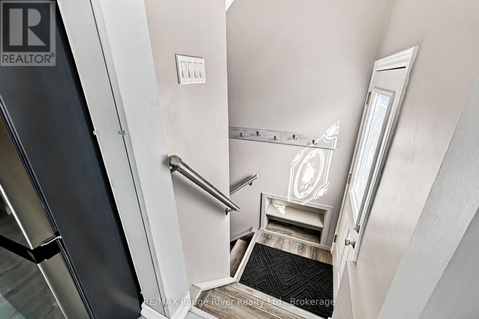 1116 Green Street, Whitby, Ontario  L1N 4G7 - Photo 33 - E13877060
