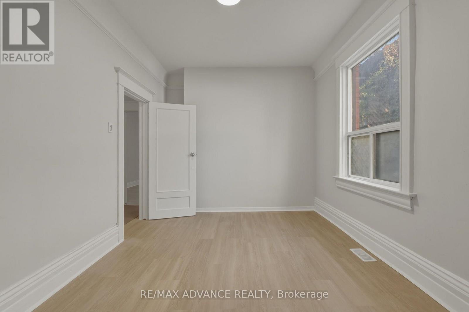 82a Augusta Avenue, Toronto, Ontario  M5T 2L1 - Photo 13 - C13877000