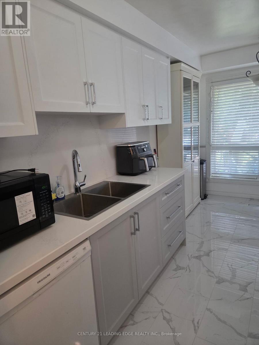 Main & 2nd Flr - 6 Plum Brook Crescent, Toronto, Ontario  M1S 3Z8 - Photo 22 - E13877090