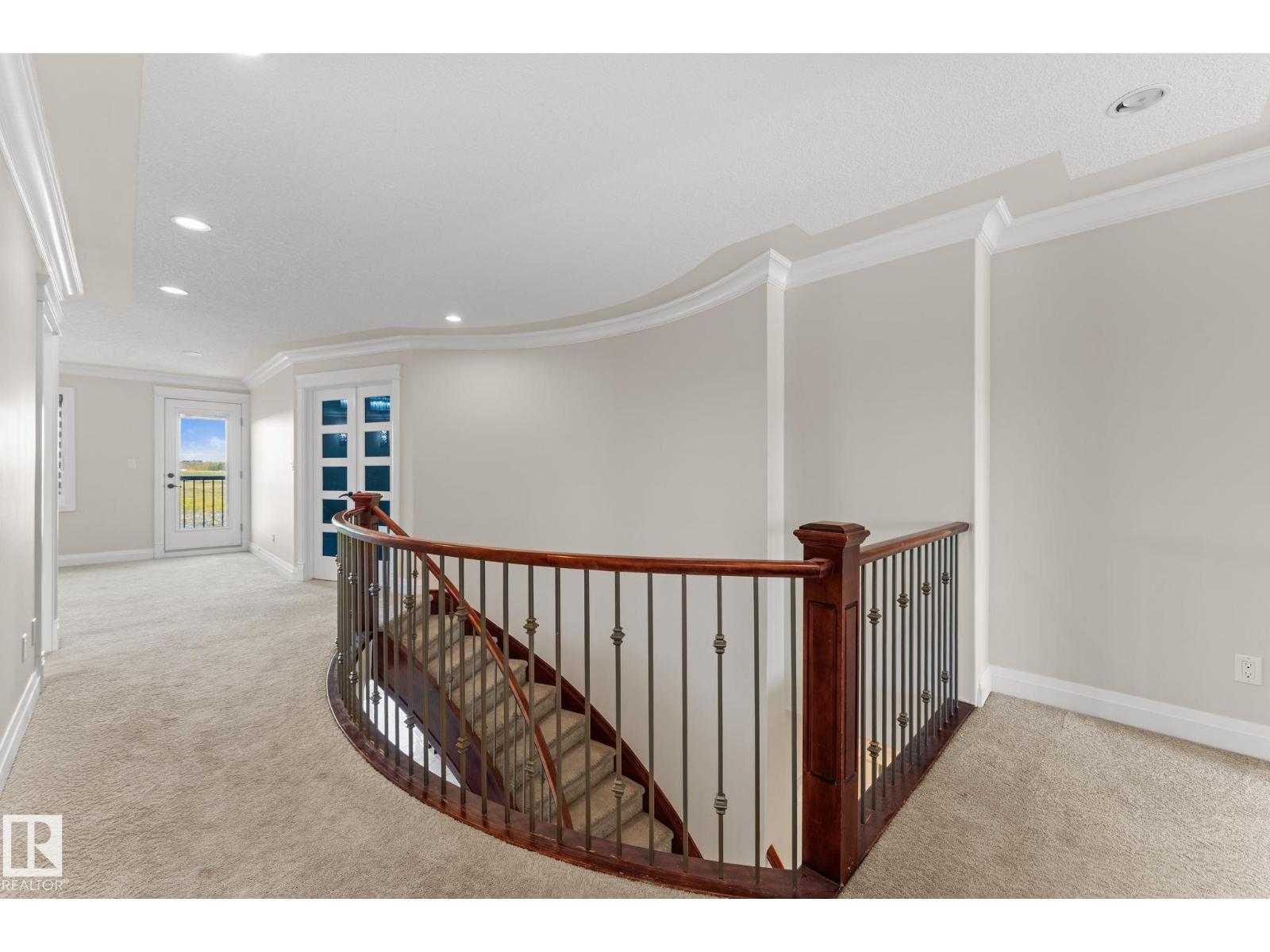 229 ALBANY DR NW