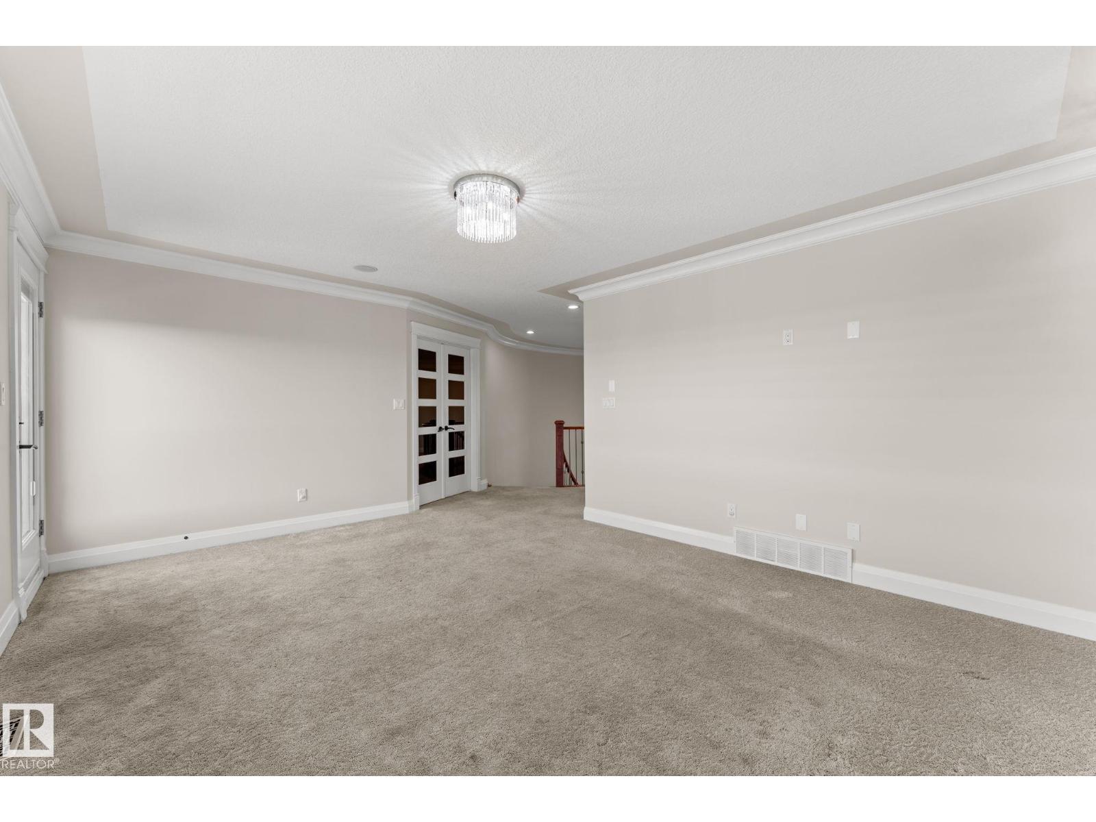 229 ALBANY DR NW