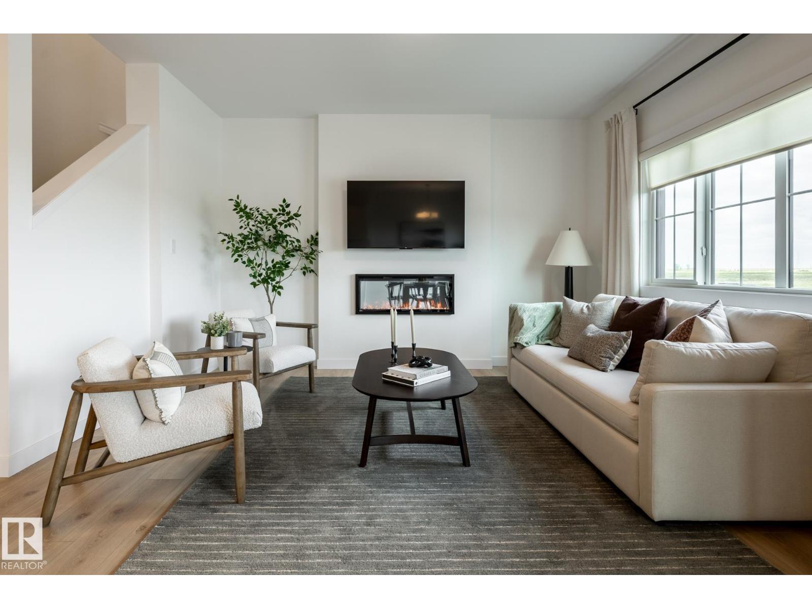 307 158 AV NE