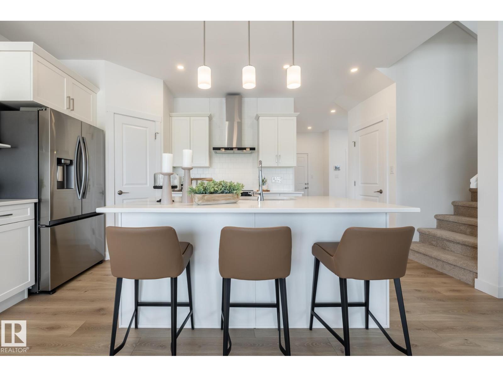 307 158 AV NE