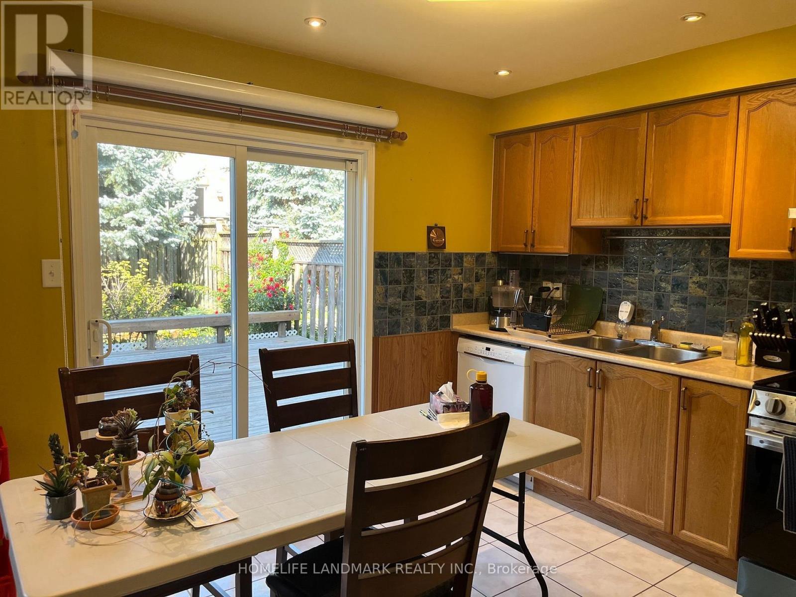 24 Gwilliam Lane, Aurora, Ontario  L4G 7V3 - Photo 6 - N13877032