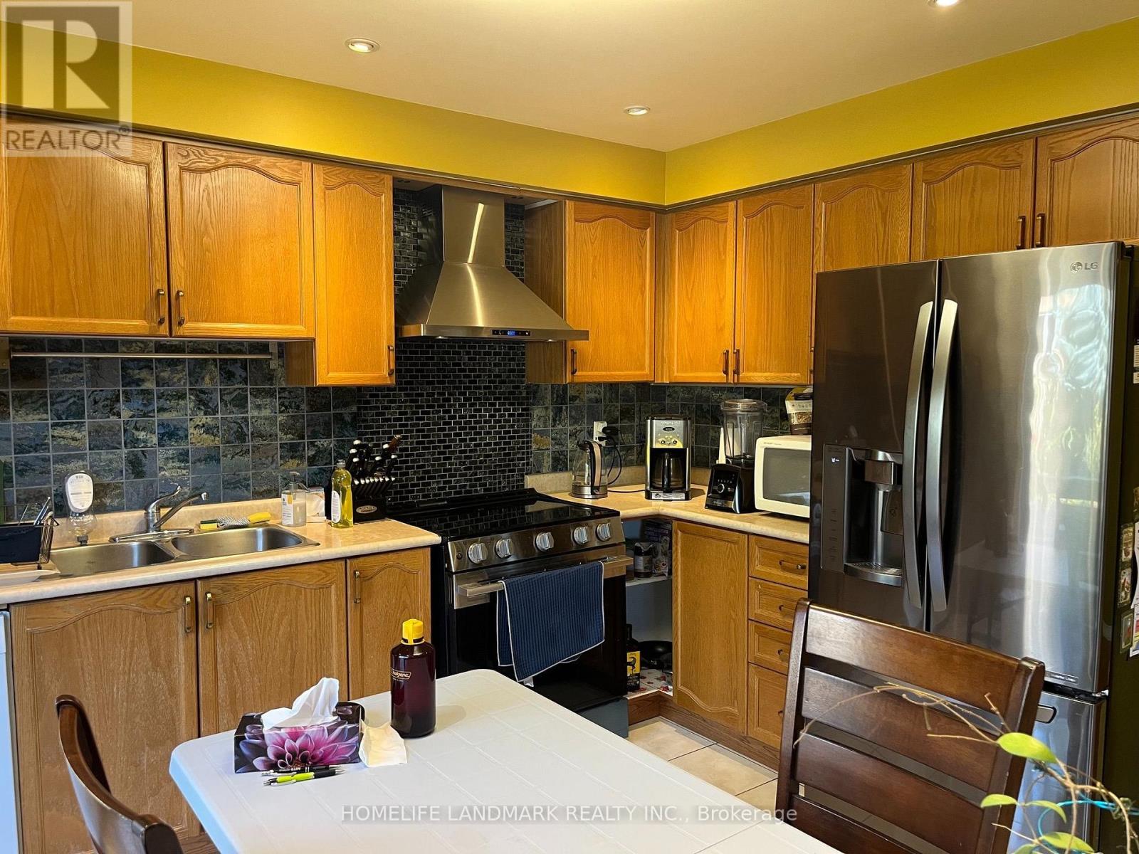 24 Gwilliam Lane, Aurora, Ontario  L4G 7V3 - Photo 7 - N13877032