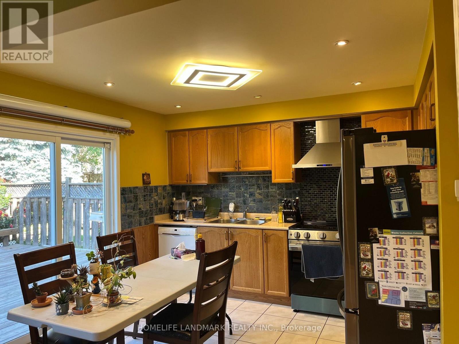 24 Gwilliam Lane, Aurora, Ontario  L4G 7V3 - Photo 9 - N13877032