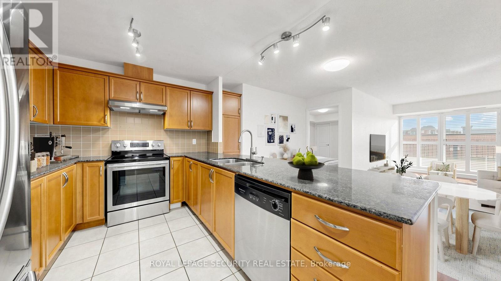 406 - 8026 Kipling Avenue, Vaughan, Ontario  L4L 2A1 - Photo 21 - N13877042