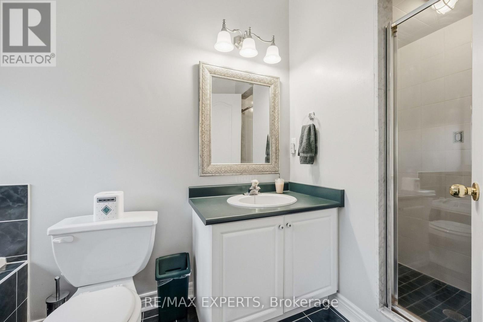 93 Velmar Drive, Vaughan, Ontario  L4L 8W4 - Photo 24 - N13877110