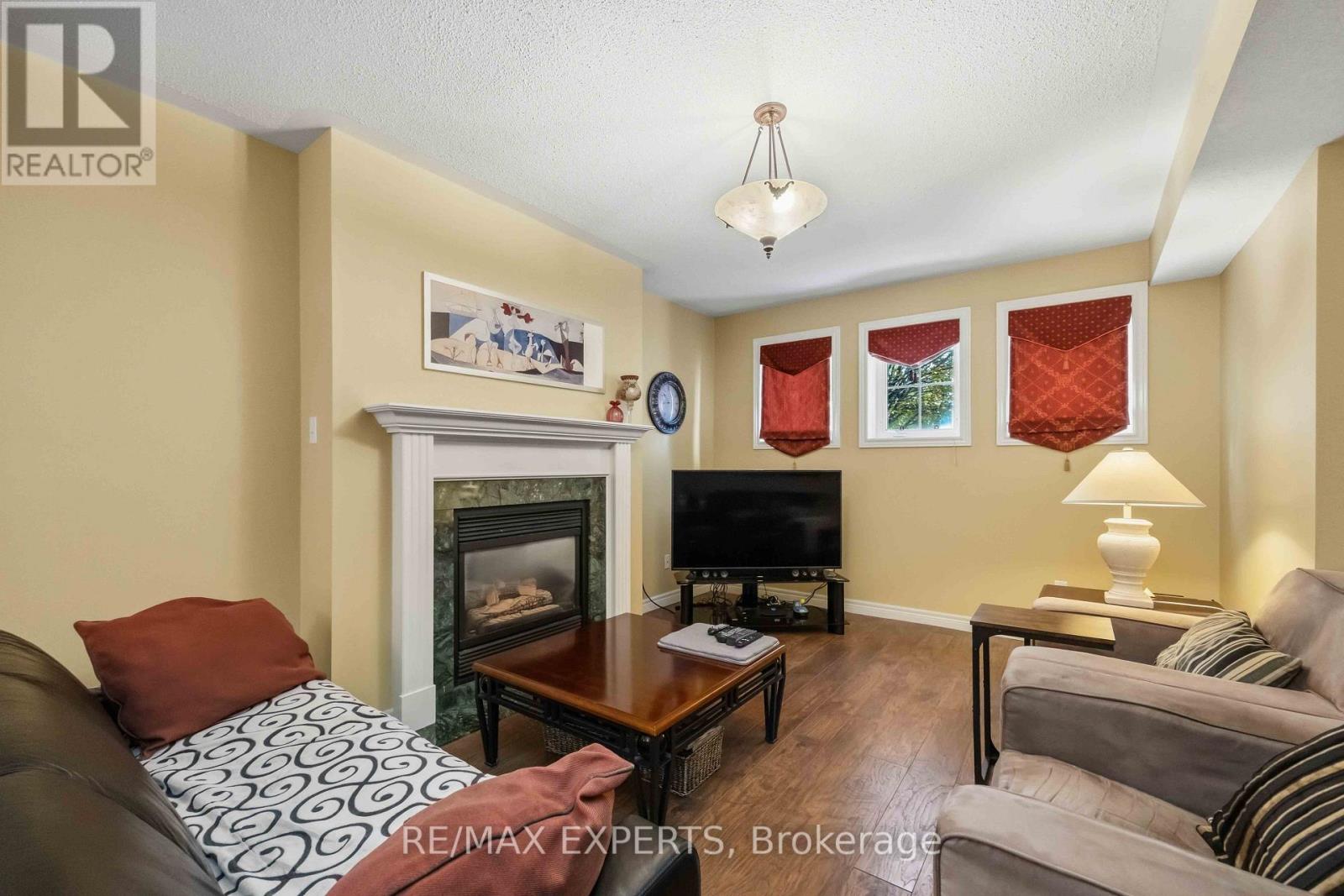 93 Velmar Drive, Vaughan, Ontario  L4L 8W4 - Photo 30 - N13877110